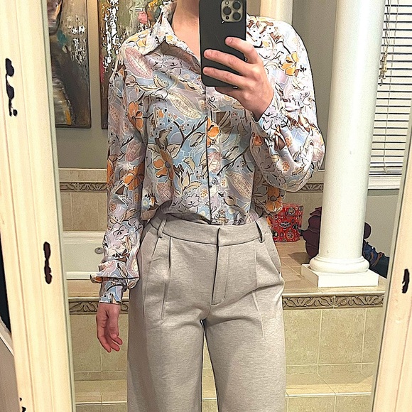 Kittenish L/S Button Down Blouse - Picture 1 of 13